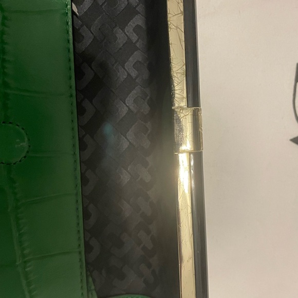 Diane von Furstenberg Green Croc Embossed Leather 440 Envelope Clutch - Picture 11 of 11